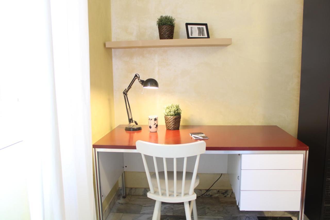Appartamento Re Di Roma/Cozy Flat For Six Persons Buitenkant foto